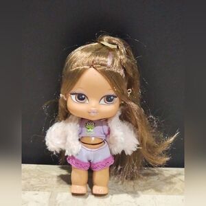 Bratz Babyz Girlz YASMIN Doll Brown Hair Eyes Dress Collectible‎ Figure Toy